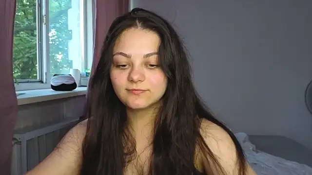 Snapshot of _Mikky_lil_ chatting on 07.18.26 Mikky lil online show from 07.18.26