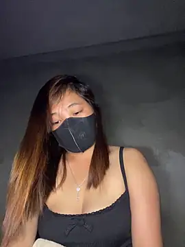 HaNa-mi online show from 04.18.26