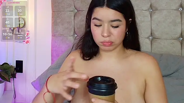 SophieBuitrago online show from 06.03.26