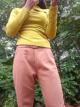 Elena Mia online show from 06.29.26