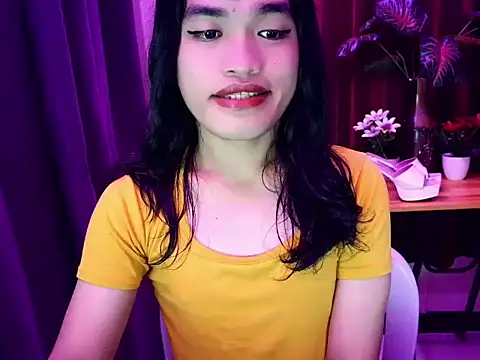 Snapshot of ruffa_madisson chatting on 05.18.26 ruffa madisson online show from 05.18.26