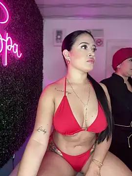 Snapshot of Sara_fun chatting on 03.19.25 Sara fun online show from 03.19.25