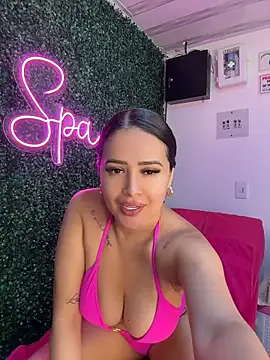 Snapshot of Sara_fun chatting on 06.17.26 Sara fun online show from 06.17.26
