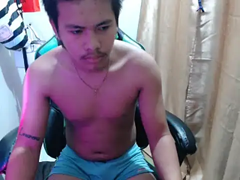 Snapshot of pinoy_sweetboy69 chatting on 05.17.26 pinoy sweetboy69 online show from 05.17.26