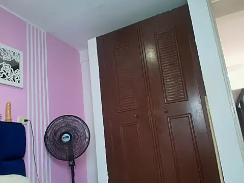 taylor Stele online show from 05.29.26
