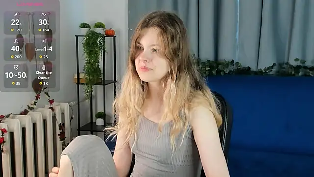 Glitch Doll online show from 05.01.26
