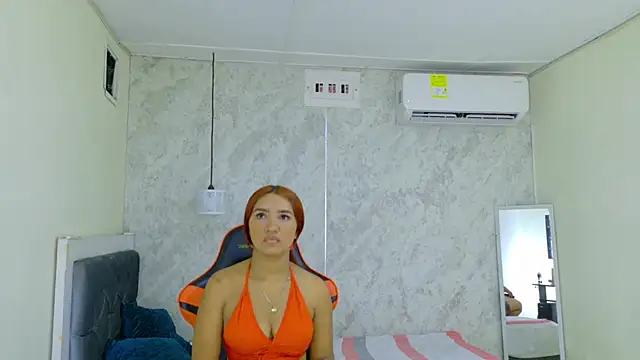 taylor gil0 online show from 06.15.26