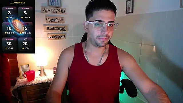 Snapshot of andders_ chatting on 05.21.26 andders online show from 05.21.26