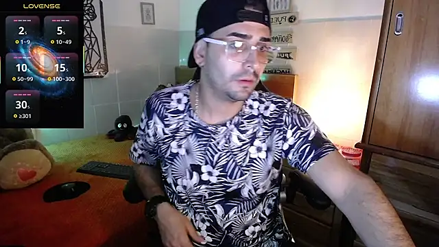 Snapshot of andders_ chatting on 07.24.26 andders online show from 07.24.26