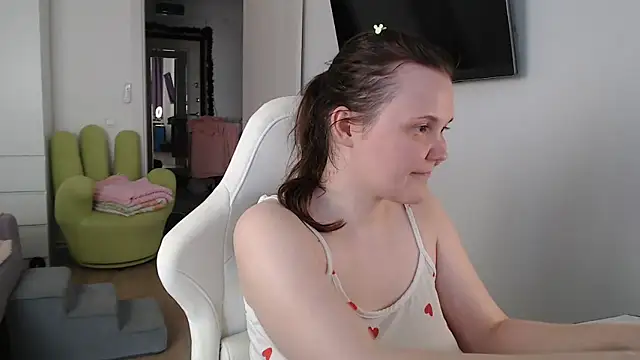 Snapshot of Nodarell chatting on 05.11.26 Nodarell online show from 05.11.26