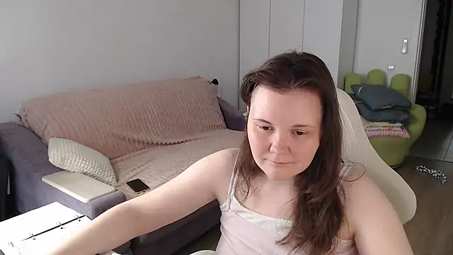 Snapshot of Nodarell chatting on 05.15.26 Nodarell online show from 05.15.26