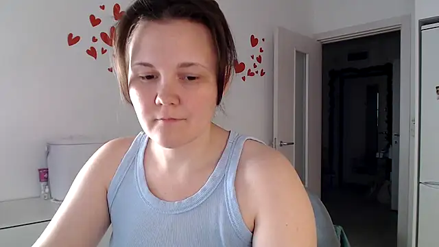 Snapshot of Nodarell chatting on 07.19.26 Nodarell online show from 07.19.26