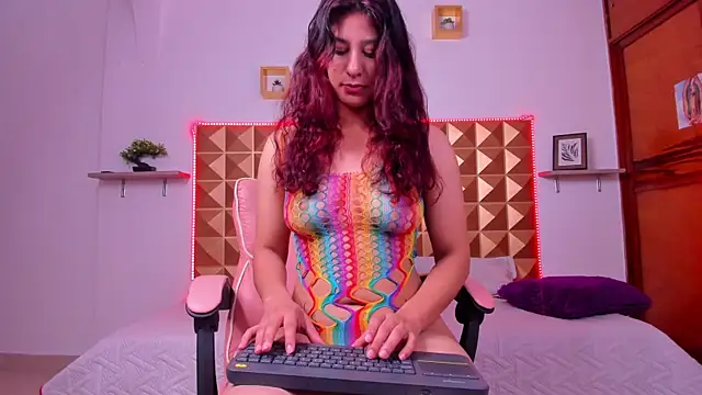 Naughty Kat  online show from 04.25.26
