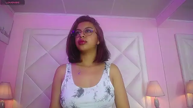 Snapshot of Tinaa_Monroe chatting on 07.01.26 Tinaa Monroe online show from 07.01.26