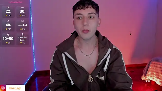 Snapshot of OLIVER_K chatting on 04.24.26 OLIVER K online show from 04.24.26