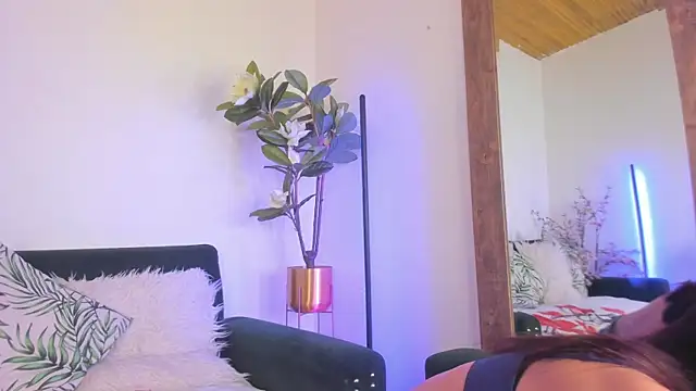 megan shyne online show from 06.15.26