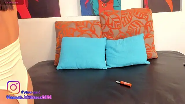 HannahhWilliams online show from 06.25.26