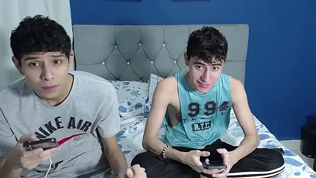 Snapshot of Thiago_And_Gael chatting on 07.12.26 Thiago And Gael online show from 07.12.26