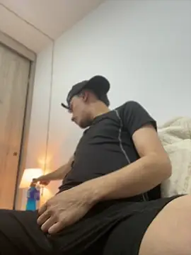 martin18 dirty online show from 04.17.26