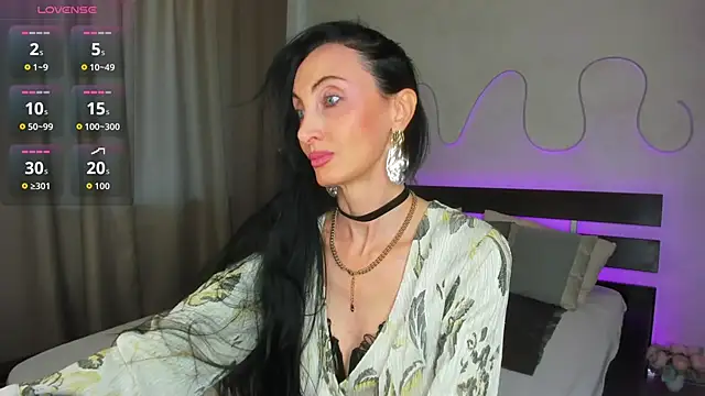 Snapshot of Avrora_Mars chatting on 06.04.26 Avrora Mars online show from 06.04.26
