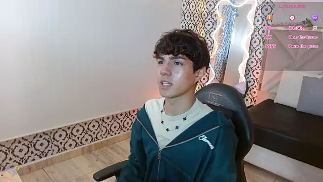 Damian tay online show from 04.22.26