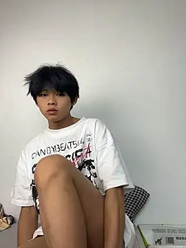 Snapshot of XBD-1 chatting on 06.15.26 XBD-1 online show from 06.15.26