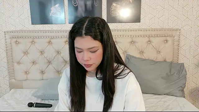Snapshot of Nathy_Pelaez chatting on 05.23.26 Nathy Pelaez online show from 05.23.26