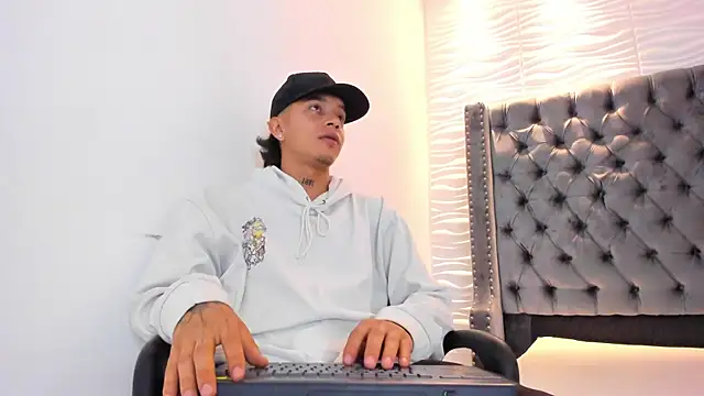 Joseph vans2 online show from 04.20.26