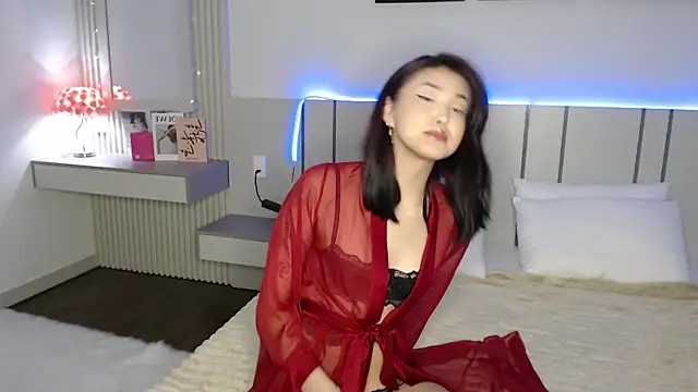 Maiaxoxo online show from 05.30.26