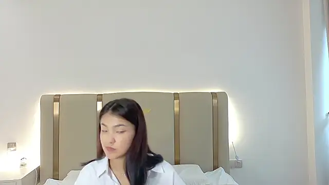 Snapshot of Maiaxoxo chatting on 07.04.26 Maiaxoxo online show from 07.04.26