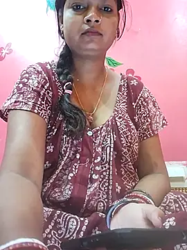 Snapshot of Simupaul001 chatting on 04.28.26 Simupaul001 online show from 04.28.26