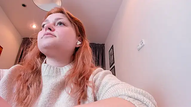 NoraLiin online show from 04.21.26