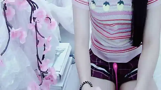 Snapshot of SexyBona chatting on 06.29.26 SexyBona online show from 06.29.26