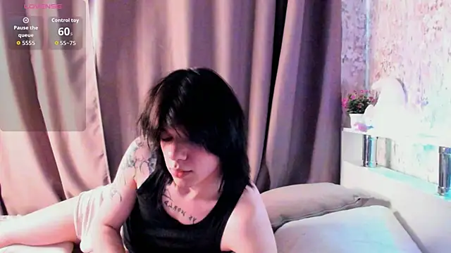 Snapshot of softcollision chatting on 06.28.26 softcollision online show from 06.28.26