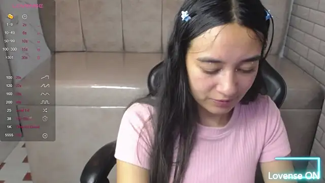 Snapshot of Little_Samy_v chatting on 05.16.26 Little Samy v online show from 05.16.26