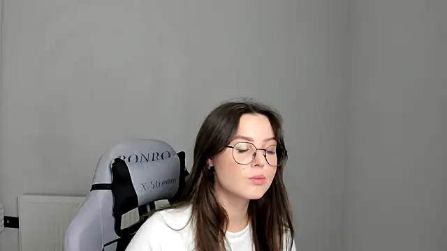 Regina cute  online show from 05.19.26
