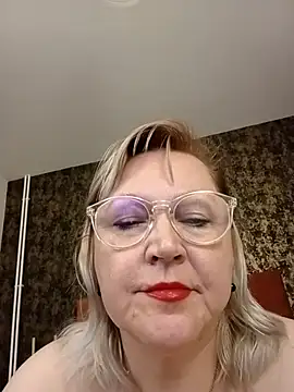 I amVeronicle online show from 05.27.26