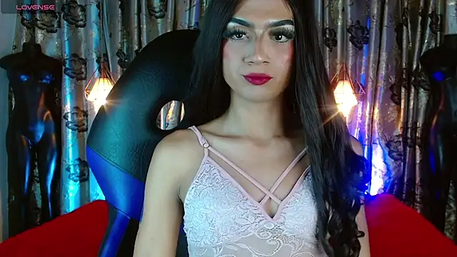 Hecate doll online show from 04.22.26