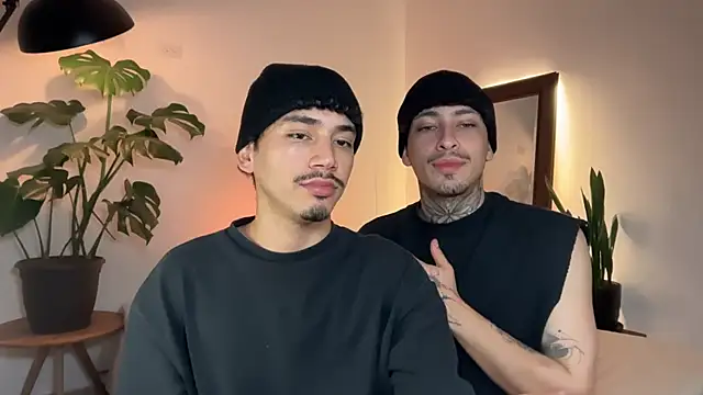 Snapshot of Noah_and_Steven chatting on 05.31.26 Noah and Steven online show from 05.31.26