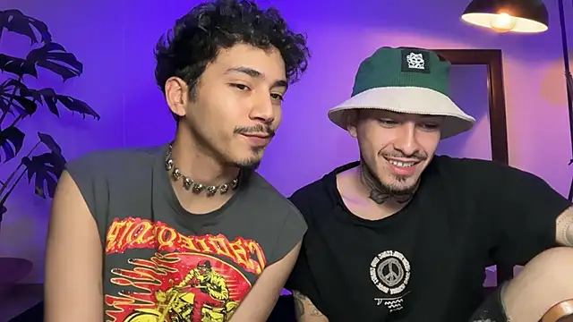 Snapshot of Noah_and_Steven chatting on 06.21.26 Noah and Steven online show from 06.21.26