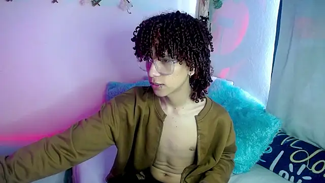 Snapshot of DrakosNoir chatting on 06.03.26 DrakosNoir online show from 06.03.26