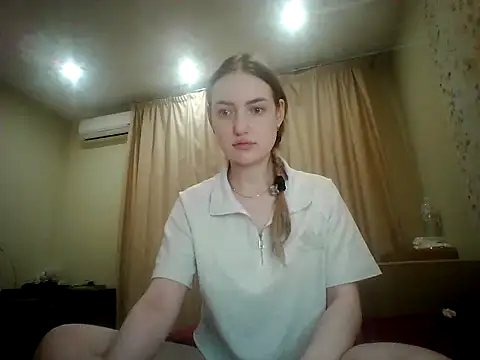 Lisanta online show from 07.28.26