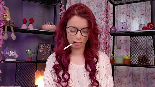 Snapshot of Sophie_Rae chatting on 05.18.26 Sophie Rae online show from 05.18.26