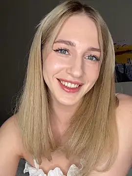 SpringVibe online show from 04.23.26