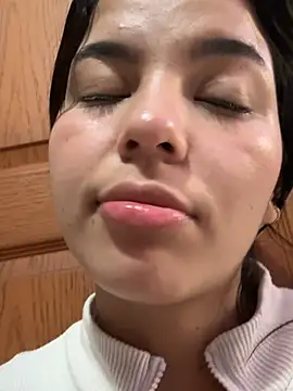 Snapshot of Mia_Tylor01 chatting on 06.25.26 Mia Tylor01 online show from 06.25.26