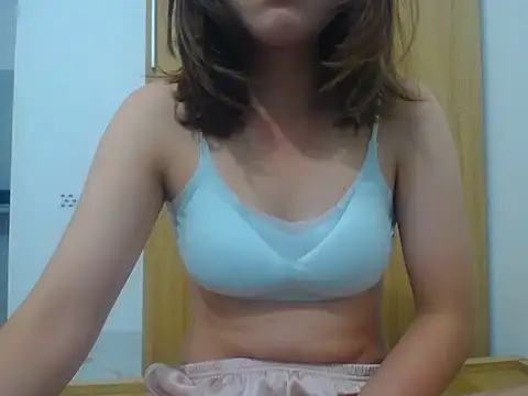 Snapshot of Mimi_200 chatting on 06.07.26 Mimi 200 online show from 06.07.26