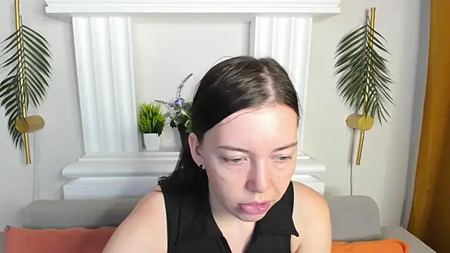 Snapshot of Sandra_Ross chatting on 06.13.26 Sandra Ross online show from 06.13.26