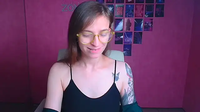 Snapshot of Luna_Tantra chatting on 07.04.26 Luna Tantra online show from 07.04.26