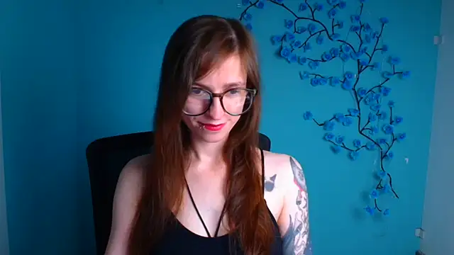 Snapshot of Luna_Tantra chatting on 07.08.26 Luna Tantra online show from 07.08.26