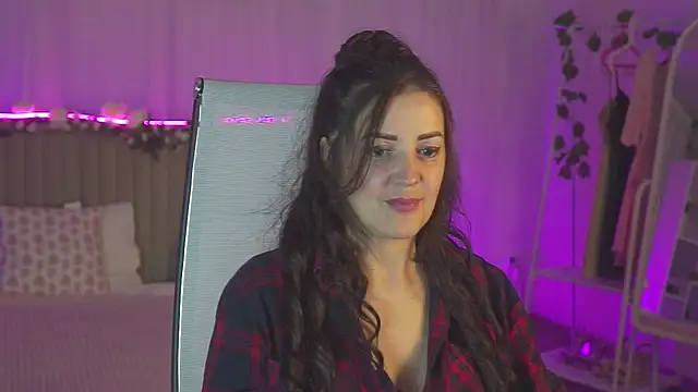 Snapshot of AureliaVane chatting on 06.29.26 AureliaVane online show from 06.29.26